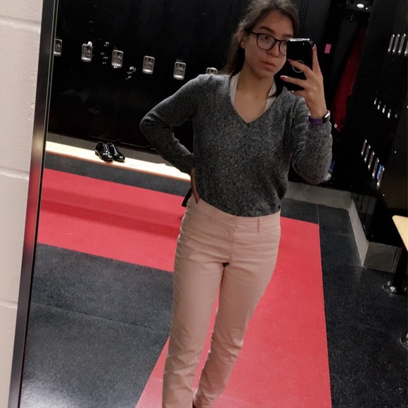 Meet your Posher, Megan - Picture 2 of 2